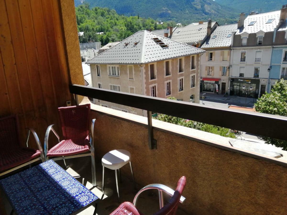 Appartement 4 Personnes A 500M Des Telecabines Briançon Exterior foto